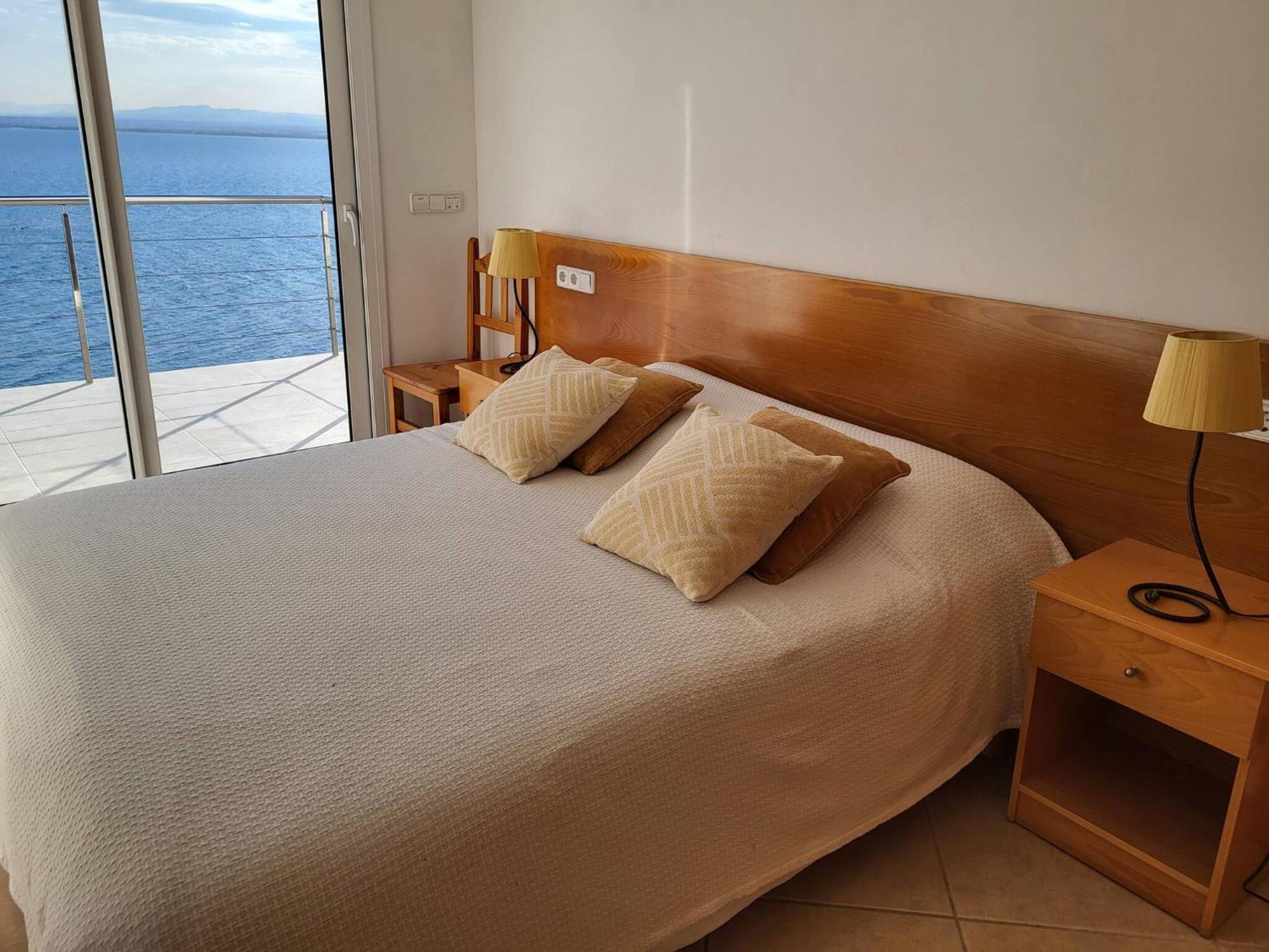 Ferienhaus La Perla En Canyelles, Con Vistas Al Mar